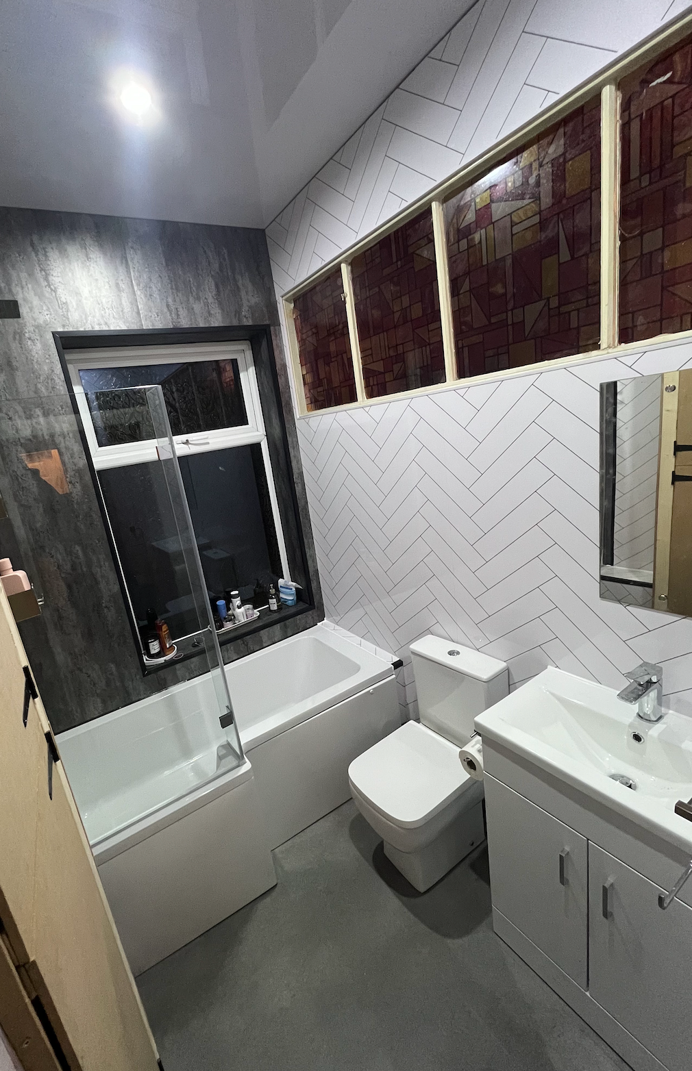 Bathroom after renovation photo 1